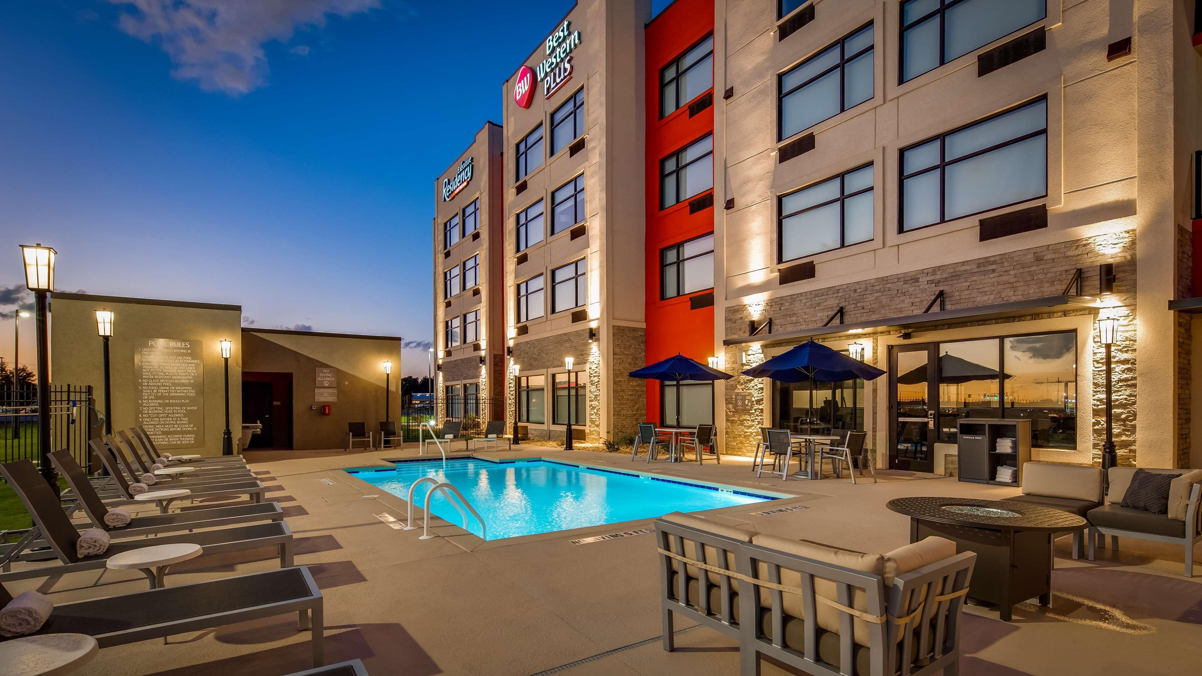 Best Western Plus Executive Residency Rigby'S Water World Hotel Warner Robins Exterior foto