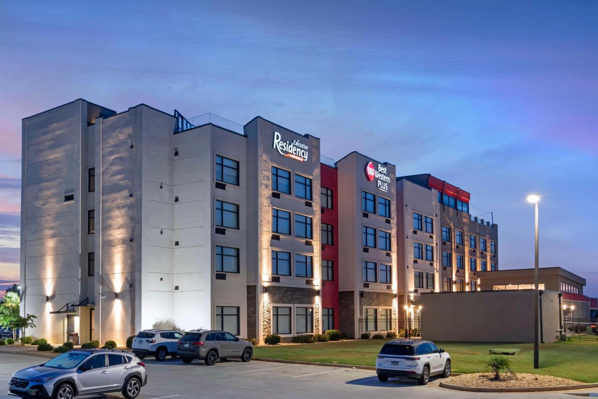 Best Western Plus Executive Residency Rigby'S Water World Hotel Warner Robins Exterior foto
